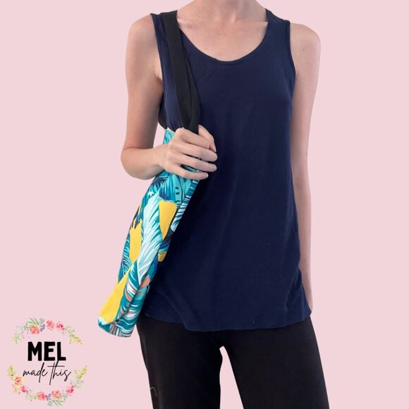 Yellow Tropical Tote Bag - Yellow Ombre Lining - Picture 3 of 3